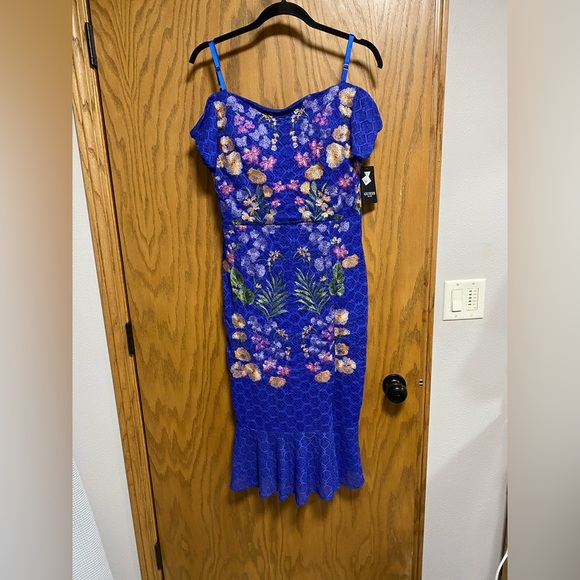 GUESS Women's Embroidered-Lace Cold-Shoulder Dress - SZ 14 - NWT - Picture 9 of 11